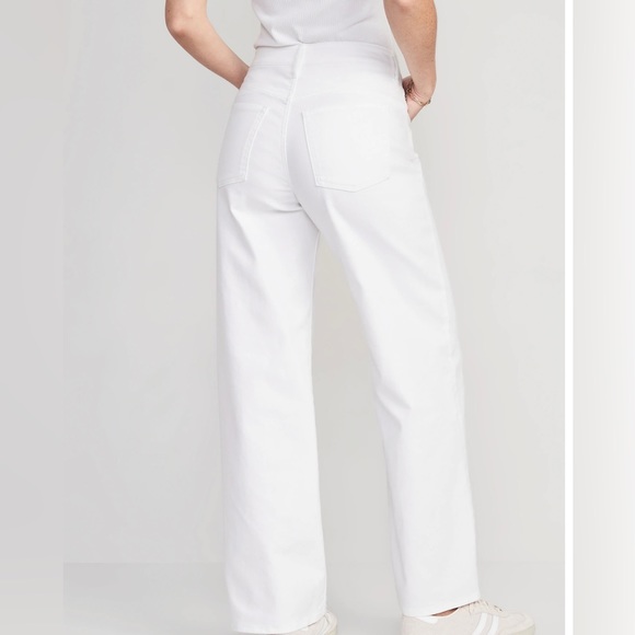 High waisted, cut off jeans - Picture 2 of 2